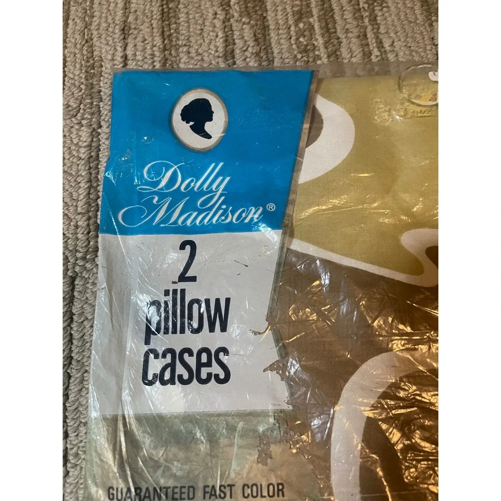 Vintage Dolly Madison 2 Pillowcases 100% Cotton MCM Abstract Swirl Yellow Brown - Picture 4 of 6